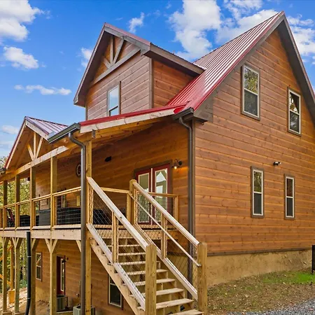 Hidden Cove Chalet Cabin